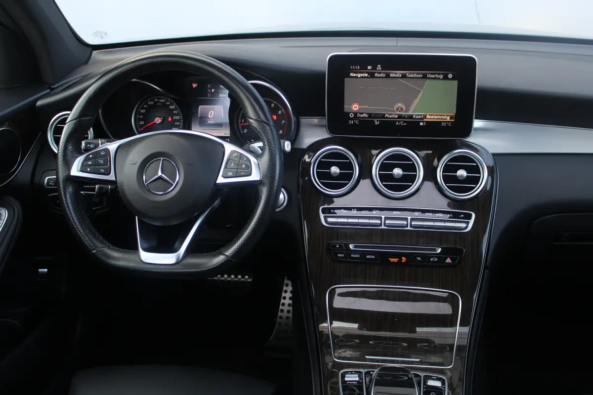 350e 4MATIC Business Solution AMG | Pano | 360 Camera | Dodehoeksens. | Elek. Achterklep | Keyless | LED | Navi | Stoelverwarming | Pano | 360 Camera | Dodehoeksens. | Elek. Achterklep | Key