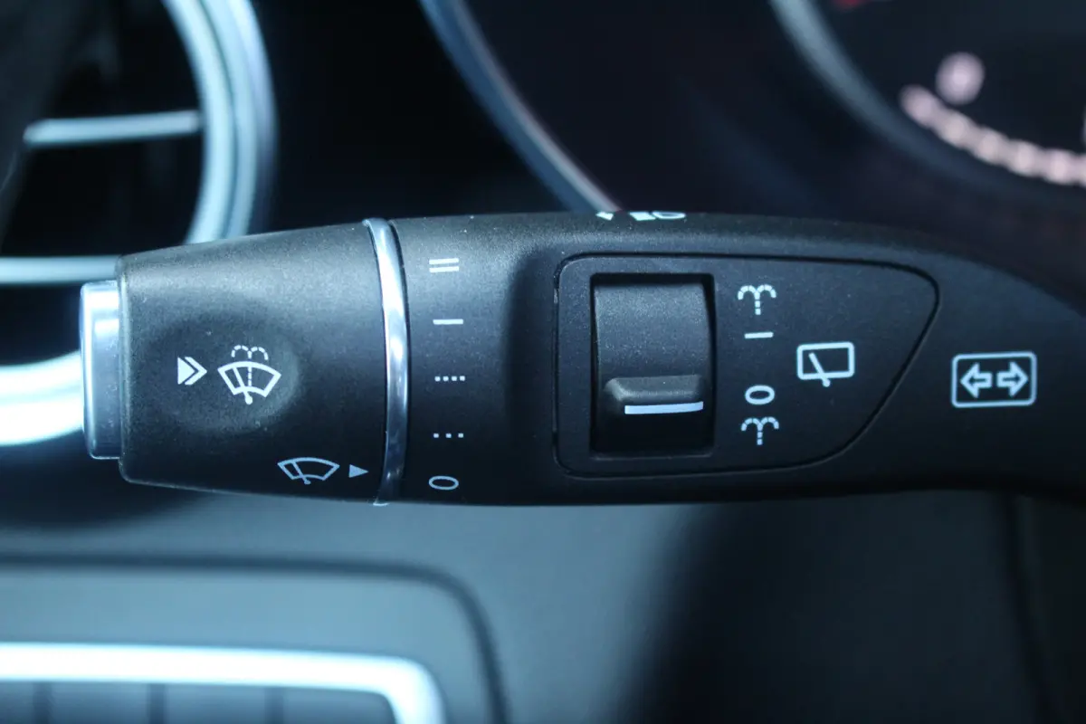 350e 4MATIC Business Solution AMG | Pano | 360 Camera | Dodehoeksens. | Elek. Achterklep | Keyless | LED | Navi | Stoelverwarming | Pano | 360 Camera | Dodehoeksens. | Elek. Achterklep | Key