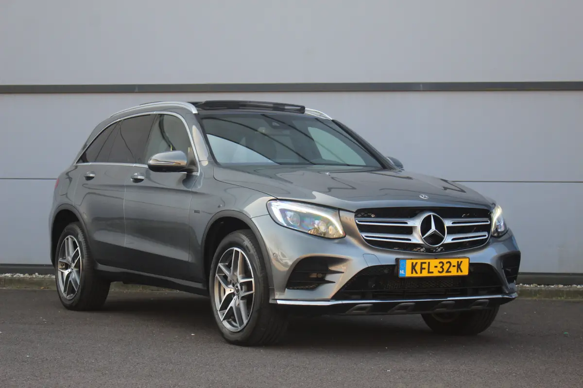 350e 4MATIC Business Solution AMG | Pano | 360 Camera | Dodehoeksens. | Elek. Achterklep | Keyless | LED | Navi | Stoelverwarming | Pano | 360 Camera | Dodehoeksens. | Elek. Achterklep | Key