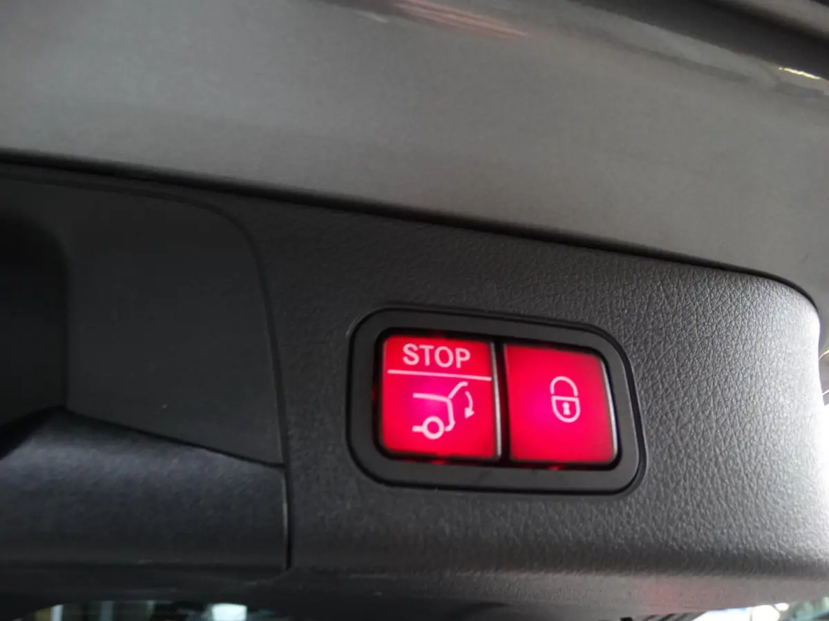 300 4MATIC AMG Line 7p. 67 kWh SOH 95.5% !