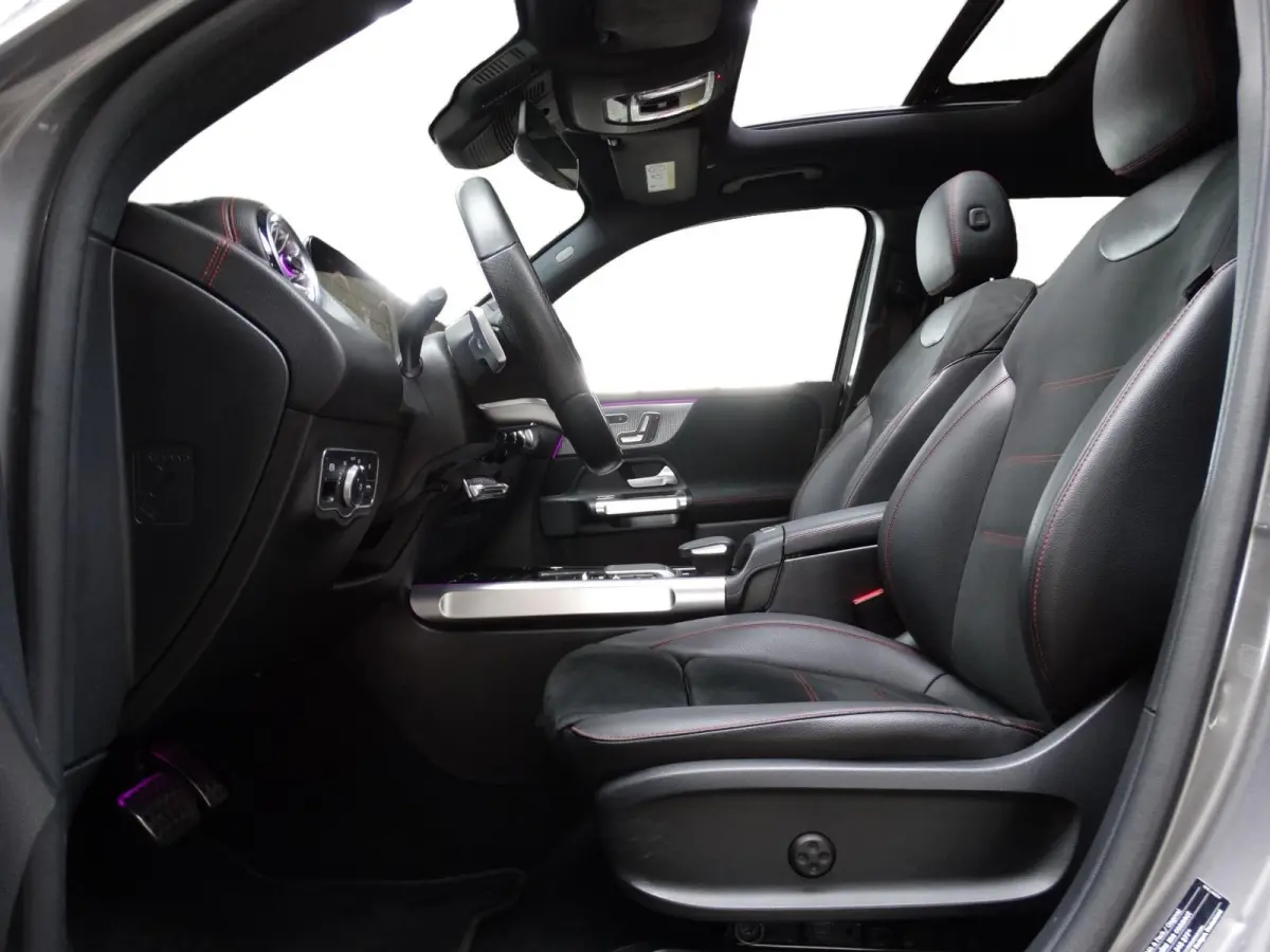 300 4MATIC AMG Line 7p. 67 kWh SOH 95.5% !
