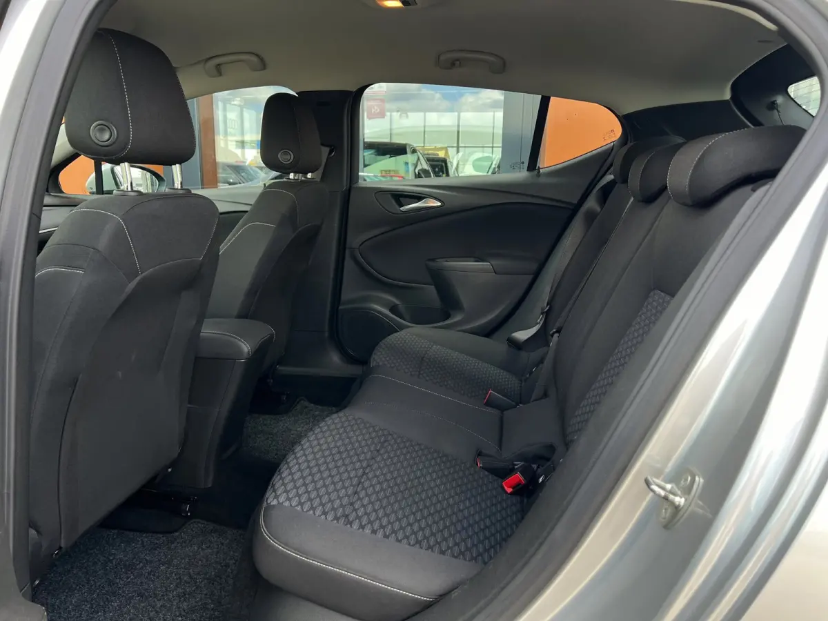 1.0Turbo|Carplay|Cruise|Navi|DAB+|Climate|APK2027
