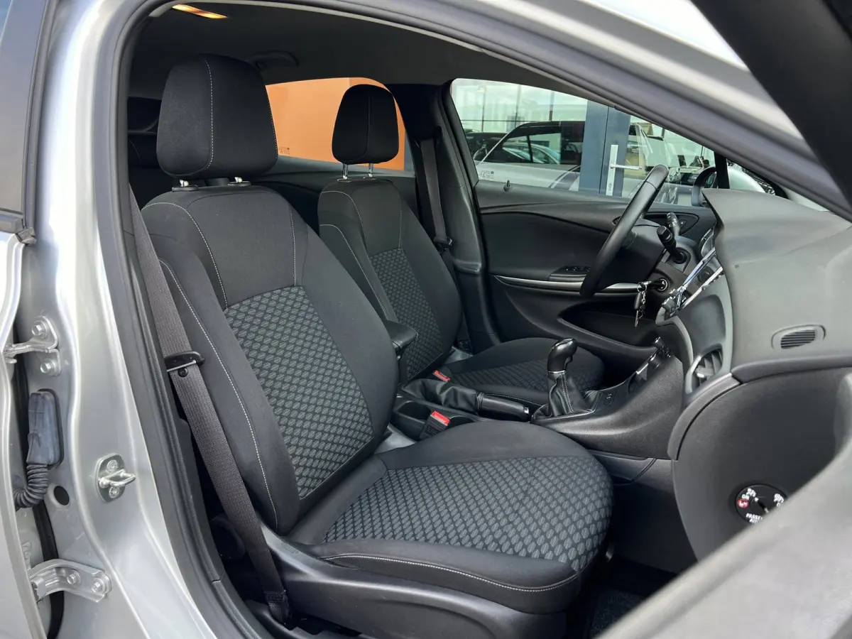 1.0Turbo|Carplay|Cruise|Navi|DAB+|Climate|APK2027