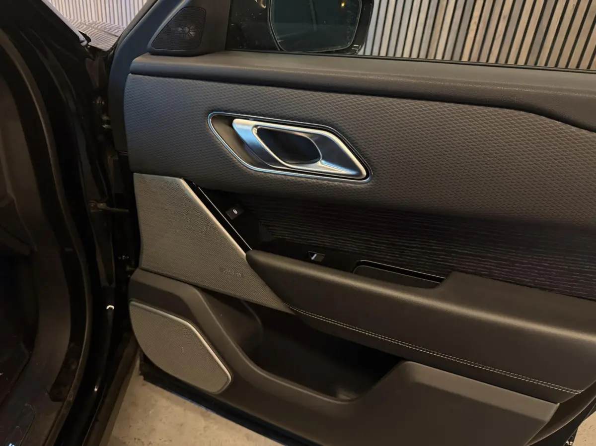 3.0 D300 AWD R-Dynamic HSE MAXT