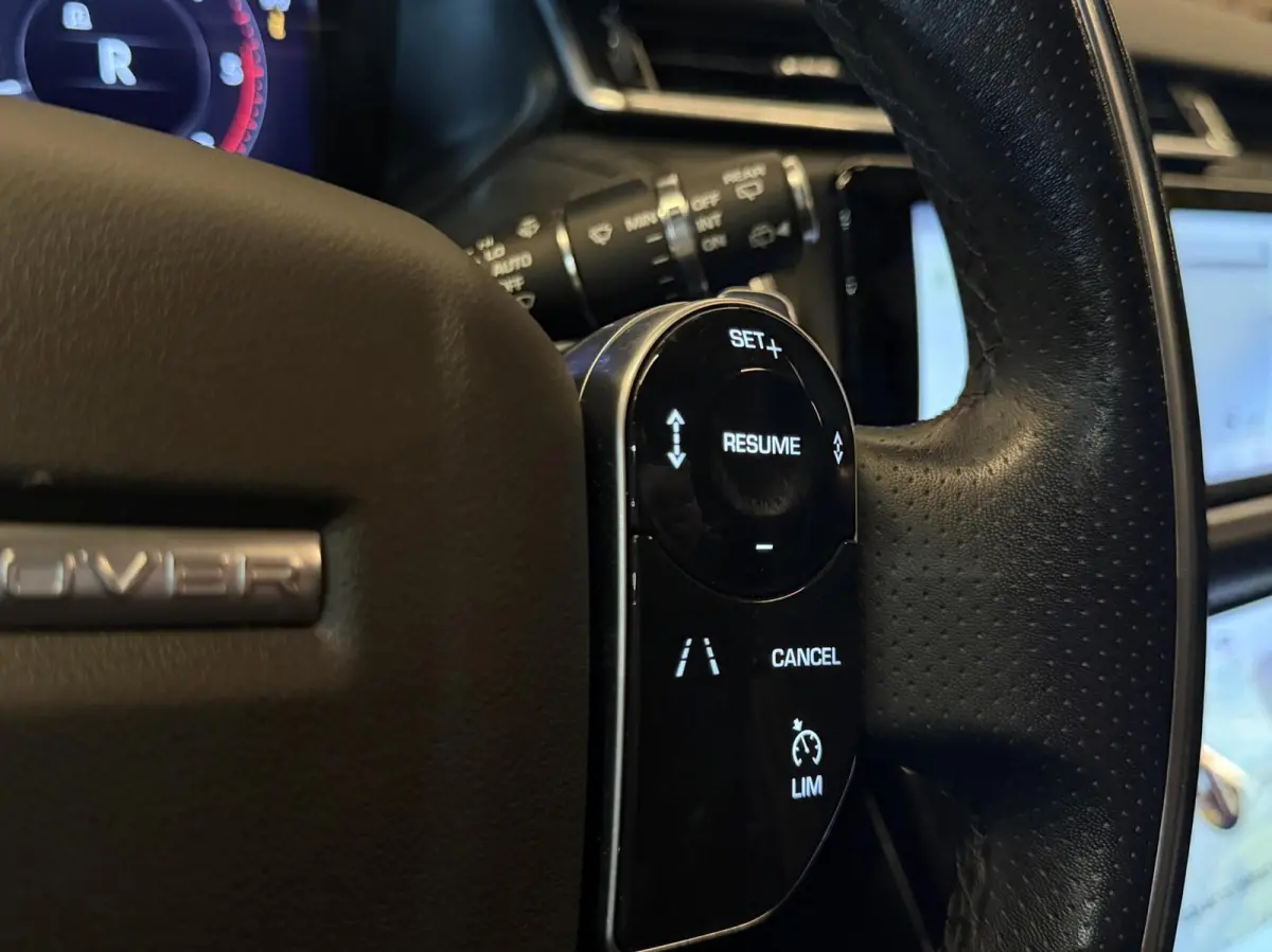 3.0 D300 AWD R-Dynamic HSE MAXT