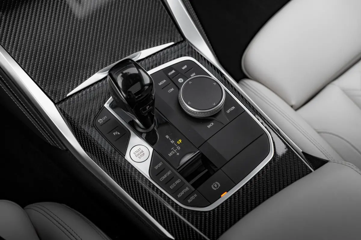 M440i xDrive High Executive | schuif-/kanteldak | Harman-Kardon | Laser LED | Leder | 20"