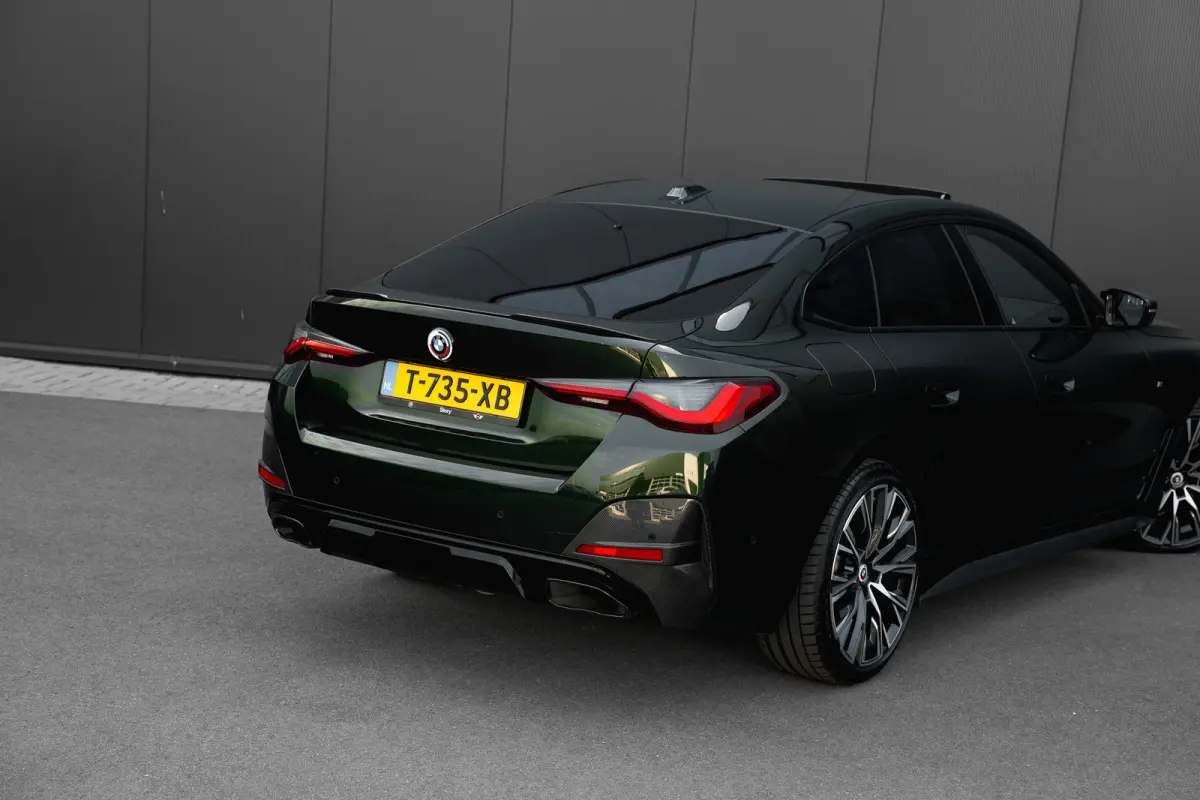 M440i xDrive High Executive | schuif-/kanteldak | Harman-Kardon | Laser LED | Leder | 20"
