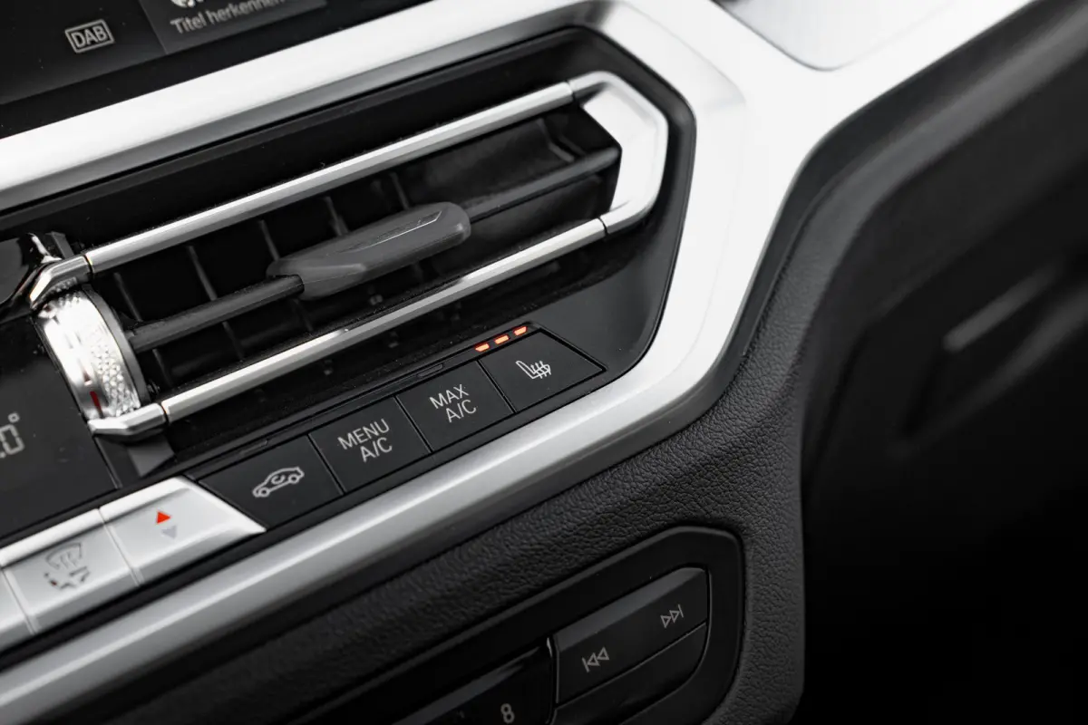 M440i xDrive High Executive | schuif-/kanteldak | Harman-Kardon | Laser LED | Leder | 20"