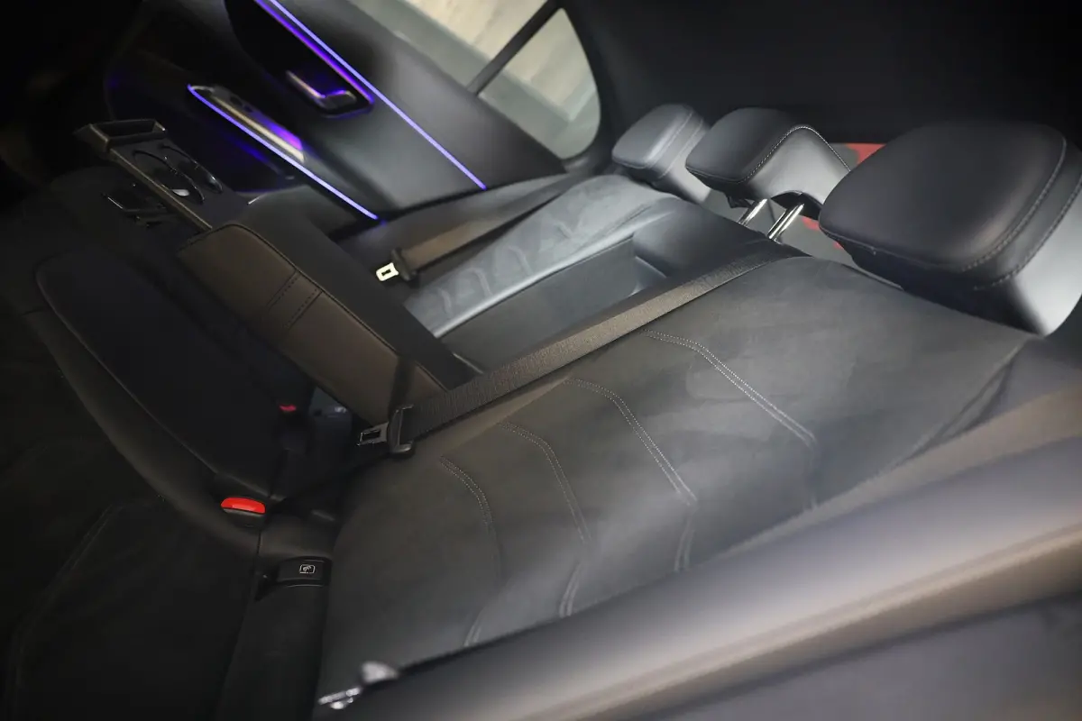 300 e AMG 53 Look / HYPERSCREEN / Acc / Memory / Elek Stoelen / 360 Camera / Dode Hoek / Open Pano / 21 Inc