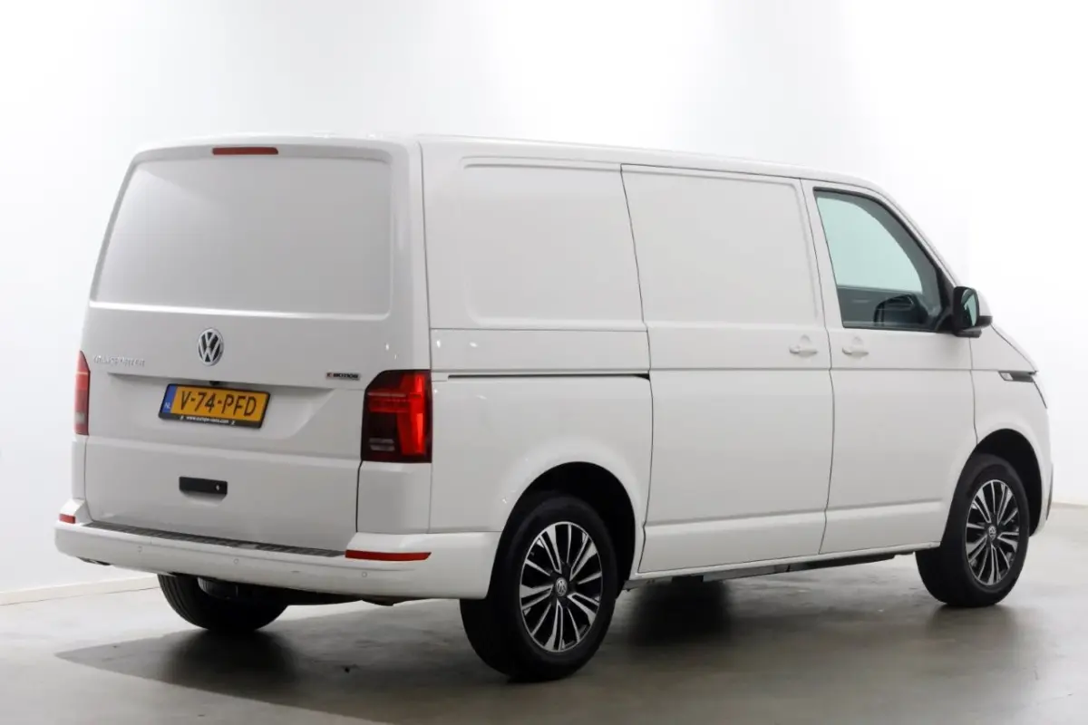 T6.1 2.0 TDI 204pk L1H1 DSG-Automaat 4Motion 4x4 LED/Airco/Navi/Camera 08-2022