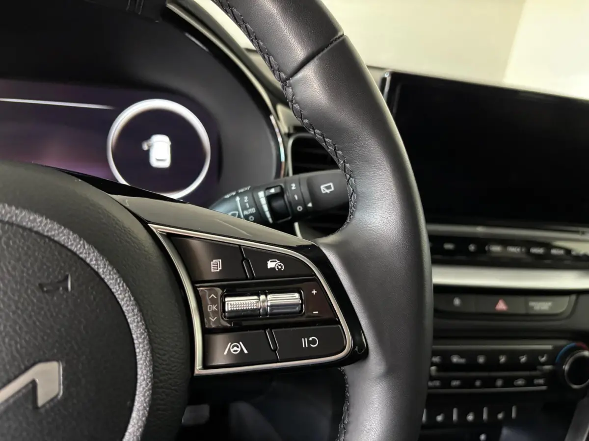 1.0 T-GDi ExecutiveLine Full options!