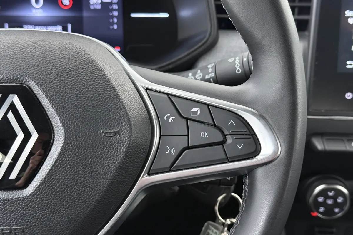 1.0 92 PK TCe Evolution Carplay DAB Cruise Park.Sens LED