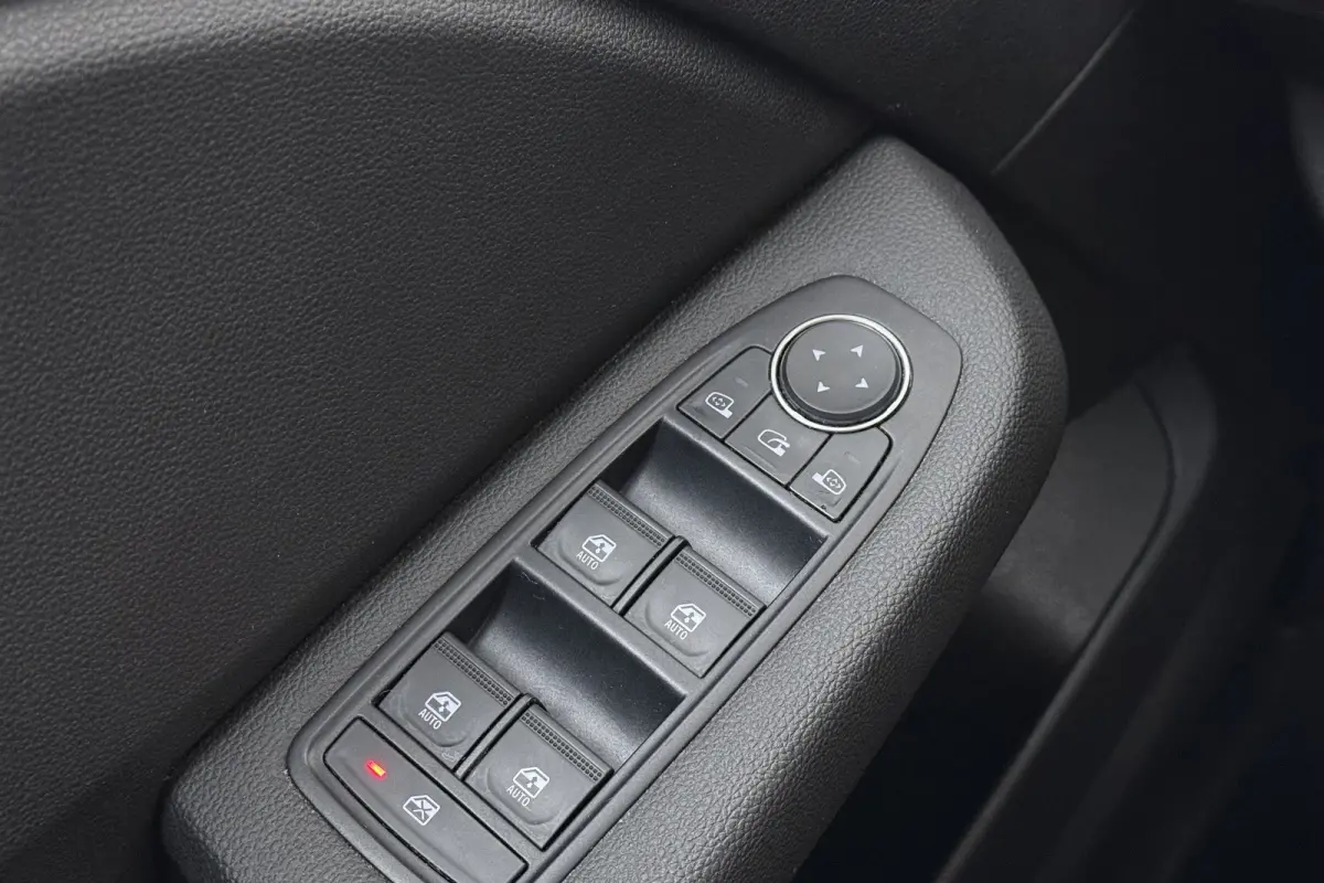1.0 92 PK TCe Evolution Carplay DAB Cruise Park.Sens LED