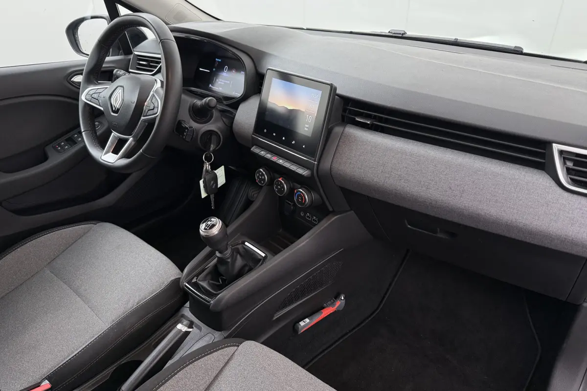 1.0 92 PK TCe Evolution Carplay DAB Cruise Park.Sens LED