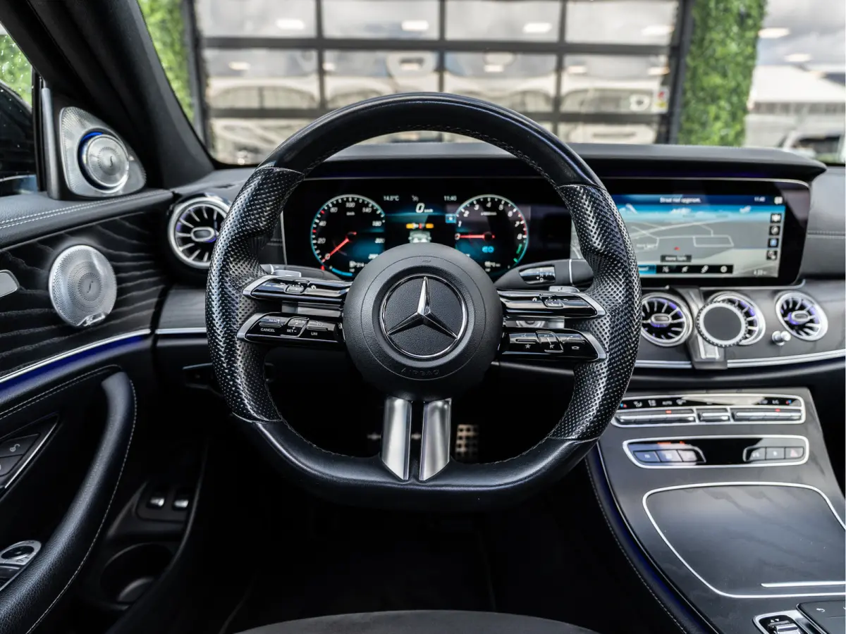 300e Business Solution AMG Night | Pano | Burmester 4D | 53 AMG Look |