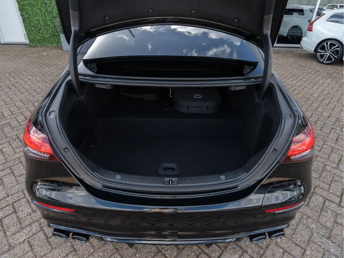 300e Business Solution AMG Night | Pano | Burmester 4D | 53 AMG Look |