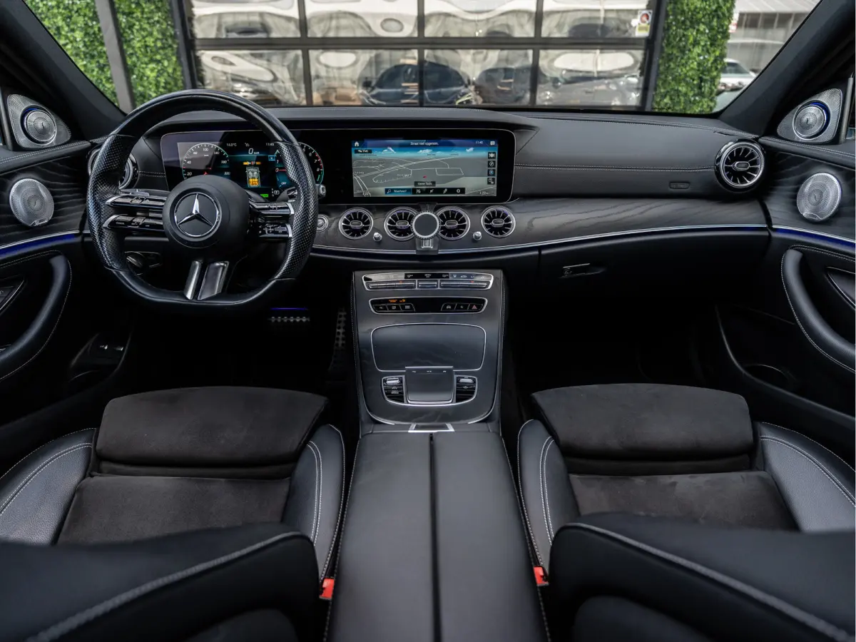 300e Business Solution AMG Night | Pano | Burmester 4D | 53 AMG Look |