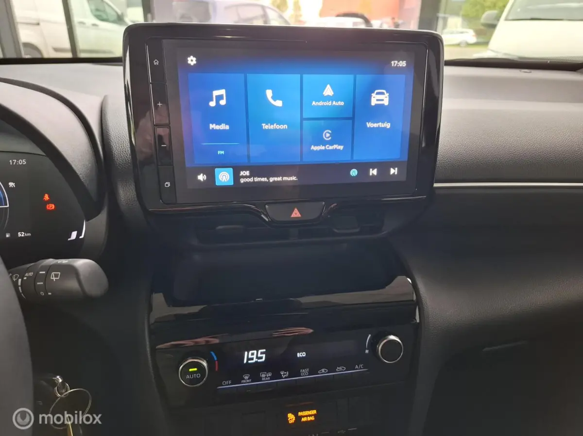 1.5 Hybrid 115 Active | PARKEERSENSOREN | CARPLAY - RIJKLAARPRIJS