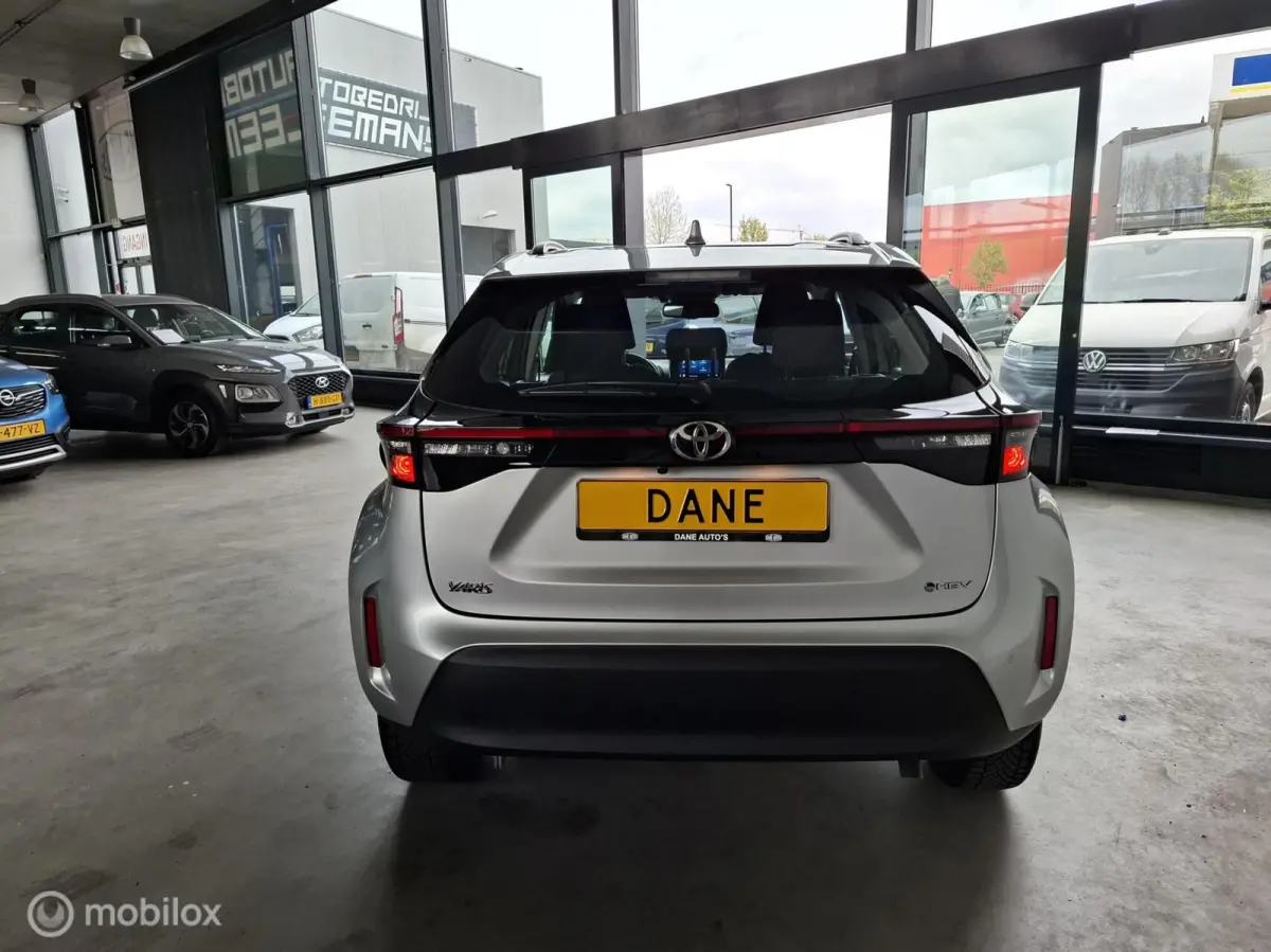 1.5 Hybrid 115 Active | PARKEERSENSOREN | CARPLAY - RIJKLAARPRIJS