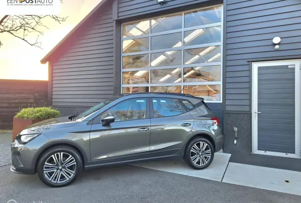 1.0 TSI Style 1e Eig. BTW-Auto ! Apple-Carplay-Navigatie, LM-Velgen 17" Cruise-Control, Led, Climate-Control, PDC.
