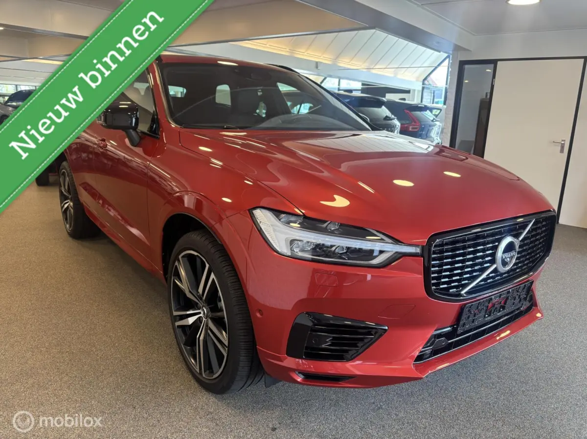 2.0 T8 Plug-in hybrid AWD R-Design , B&W , Pano