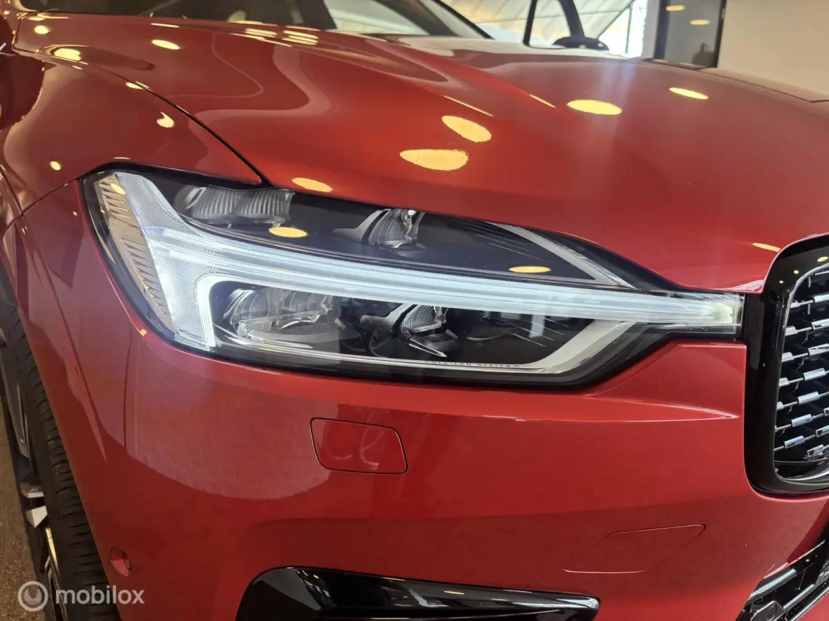 2.0 T8 Plug-in hybrid AWD R-Design , B&W , Pano