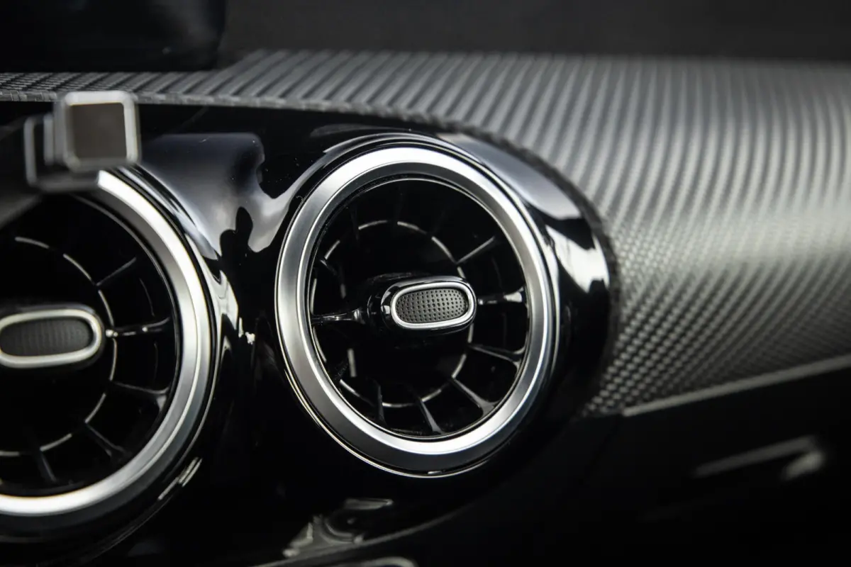 250 e Business Line CARPLAY / LEER / CAMERA / CRUISE CONTROLE / DEALER ONDERHOUDEN