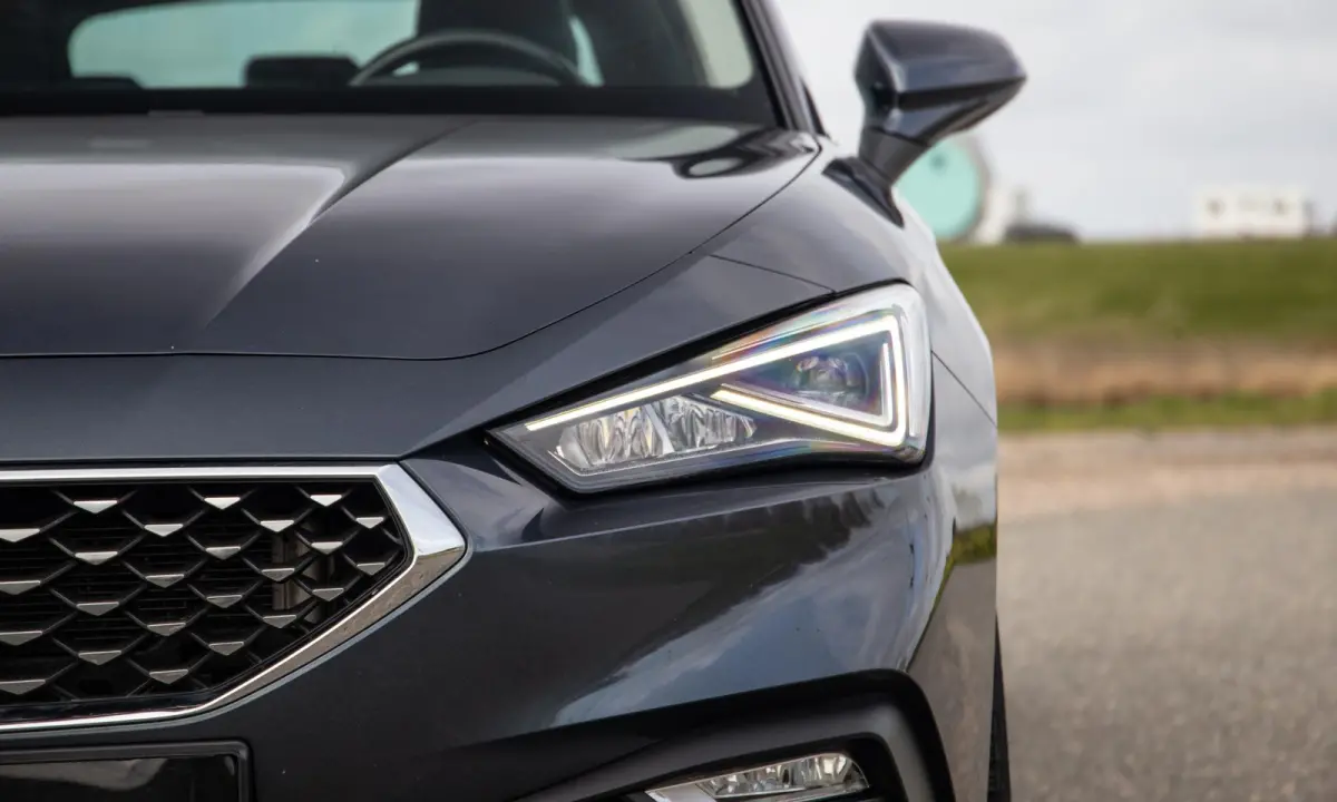1.4 TSI eHybrid PHEV FR Business Intense EXCELLENCE / CARPLAY / AIRCO / CAMERA / DEALER ONDERHOUDEN