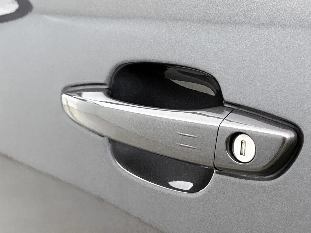 1.2 Shine 130pk Automaat | 1ste Eigenaar | Elektrische Bestuurdersstoel | Schuif-/Kanteldak | Elektrische Klep | Navigatie | Adaptieve Cruise Control | Stoelverwarming | 19"LMV | Full-LED | 
