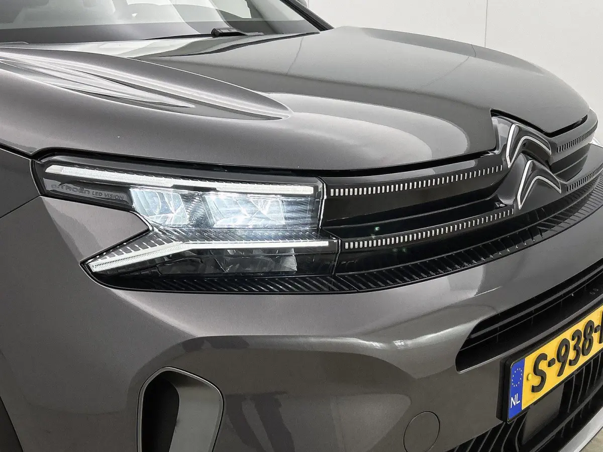 1.2 Shine 130pk Automaat | 1ste Eigenaar | Elektrische Bestuurdersstoel | Schuif-/Kanteldak | Elektrische Klep | Navigatie | Adaptieve Cruise Control | Stoelverwarming | 19"LMV | Full-LED | 