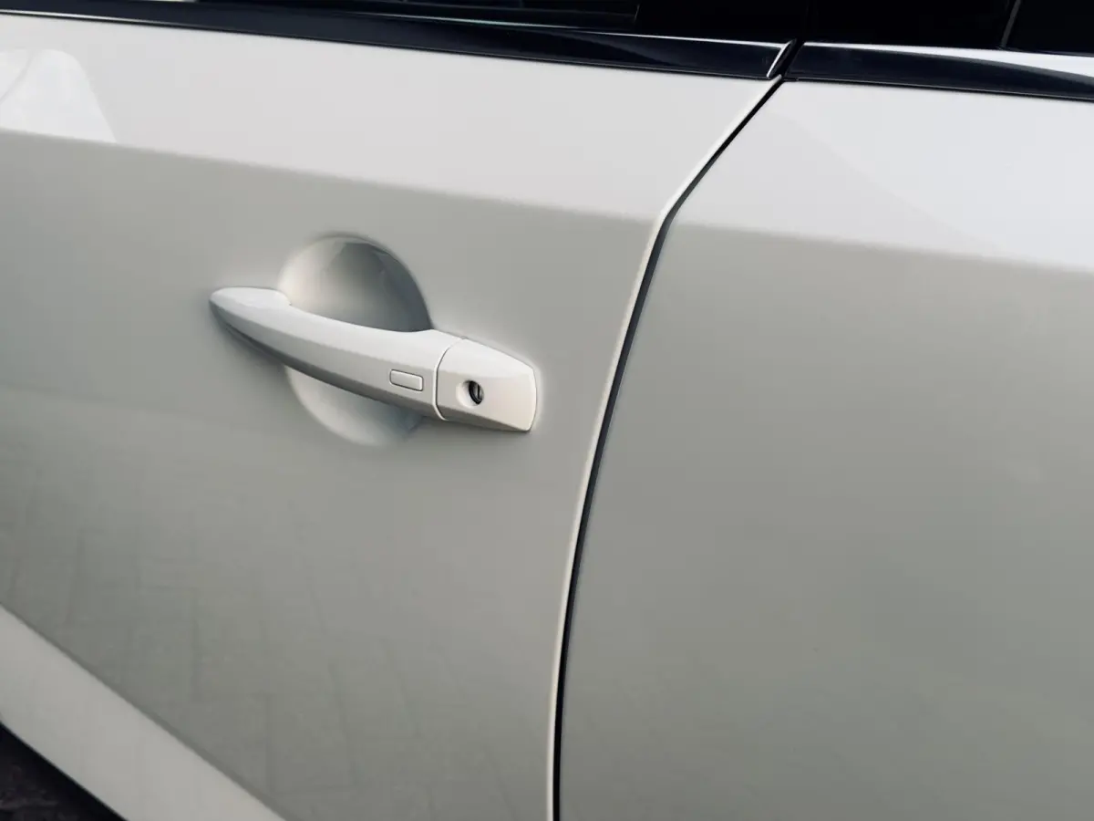 1.5 e-Power Tekna Plus