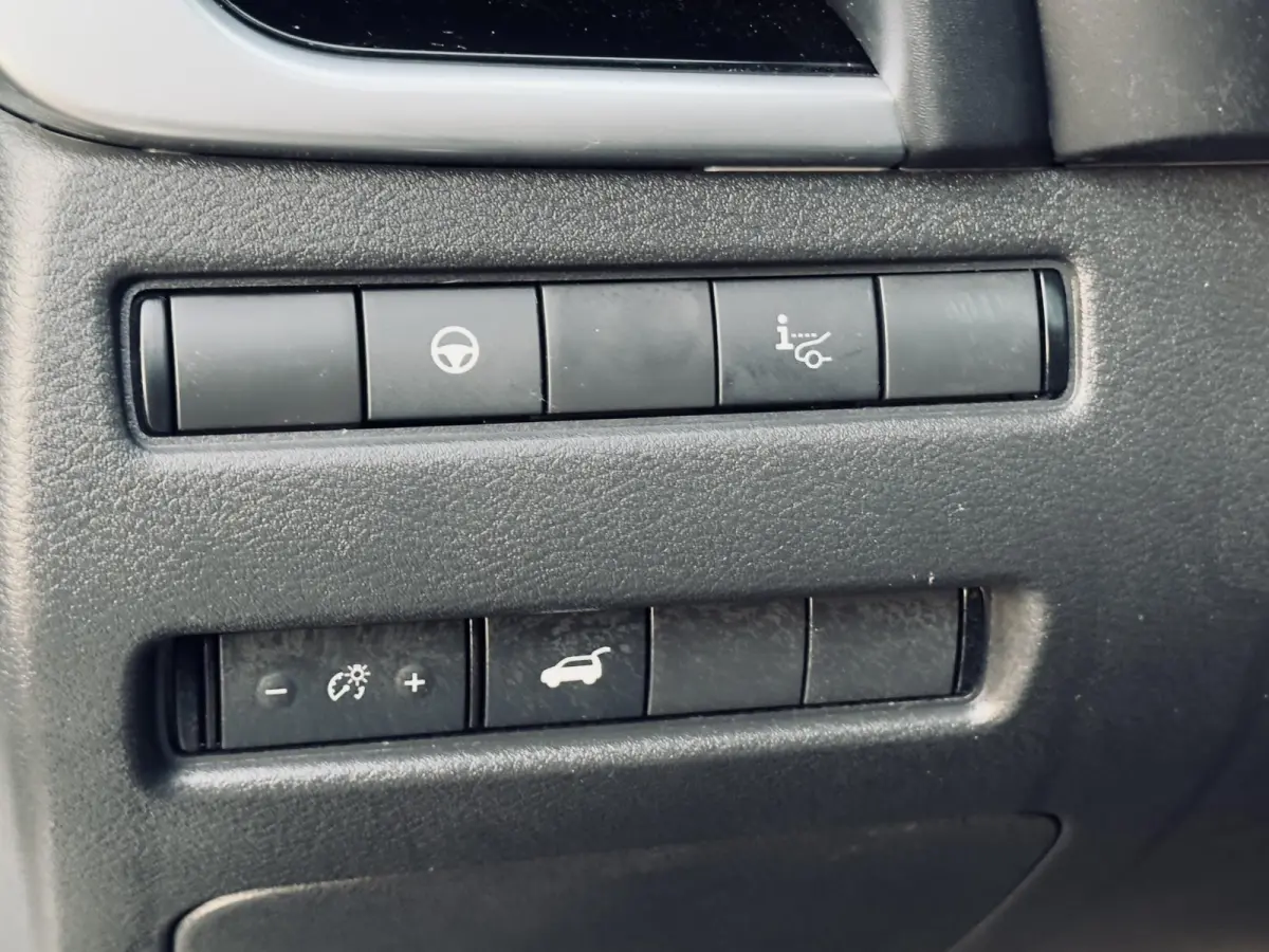 1.5 e-Power Tekna Plus