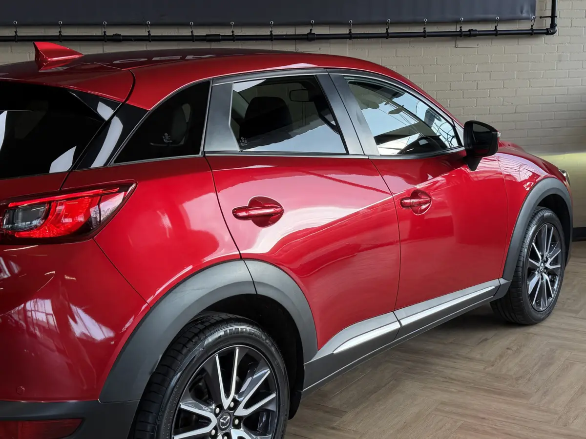 2.0 SkyActiv-G 120 GT-M Navi | 18inch | Camera | HUD | Stoelverwarming | ACC | Dodehoek | 100% Onderhouden!