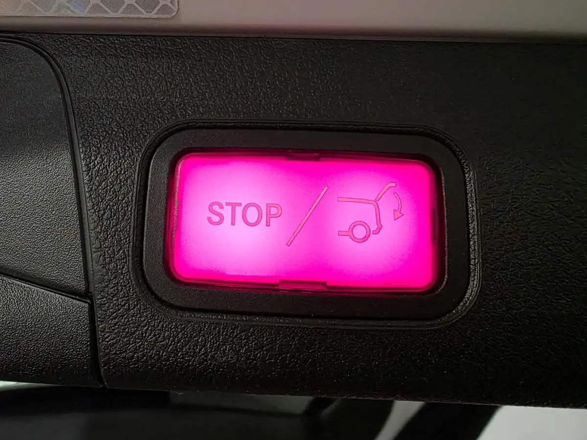 200d | Automaat | Digital dash | Camera