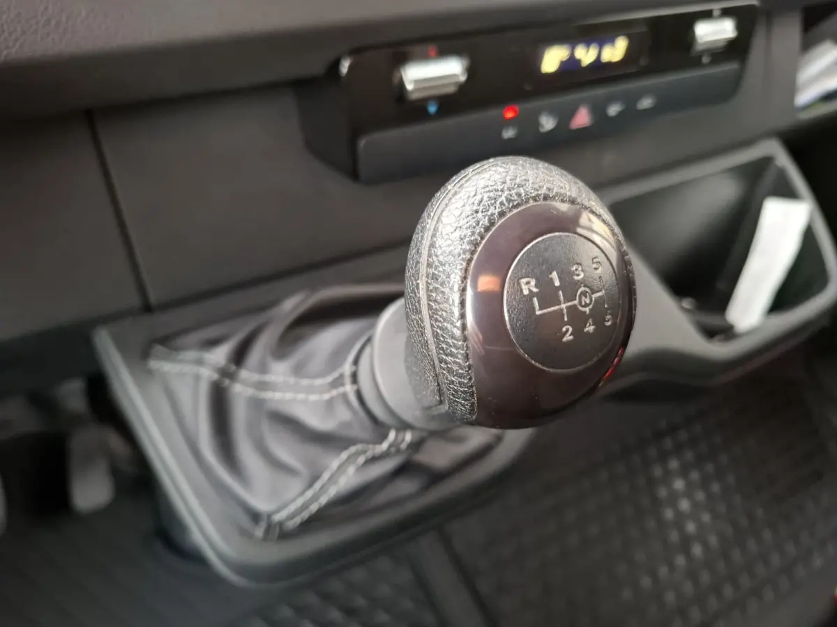 311 2.2 CDI L2H2 / AIRCO / CAMERA / 3 ZITS / DEALER ONDERHOUDEN / NAVI
