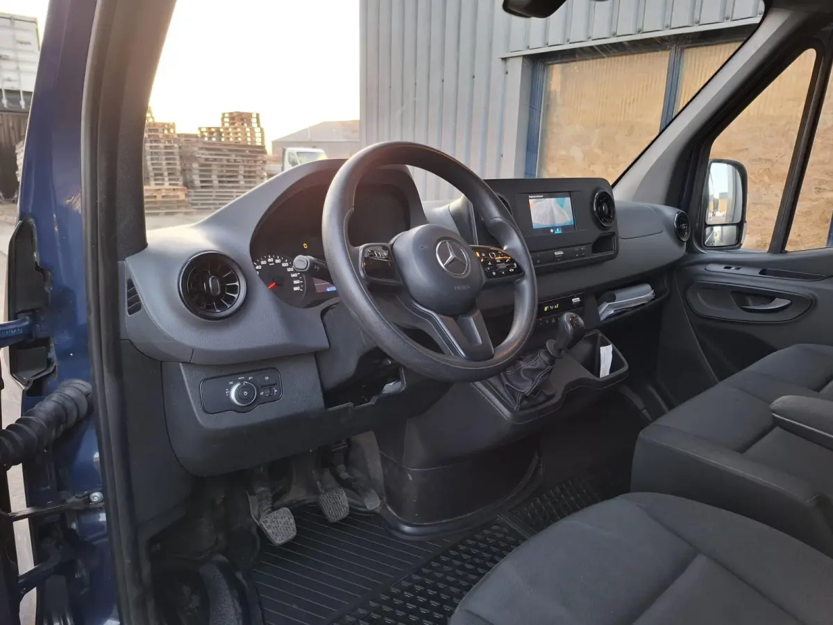 311 2.2 CDI L2H2 / AIRCO / CAMERA / 3 ZITS / DEALER ONDERHOUDEN / NAVI