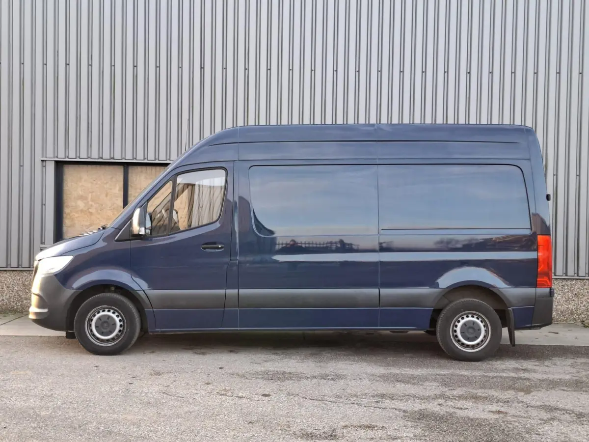 311 2.2 CDI L2H2 / AIRCO / CAMERA / 3 ZITS / DEALER ONDERHOUDEN / NAVI