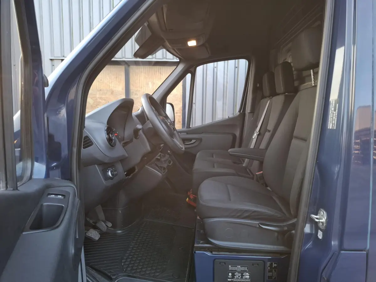311 2.2 CDI L2H2 / AIRCO / CAMERA / 3 ZITS / DEALER ONDERHOUDEN / NAVI