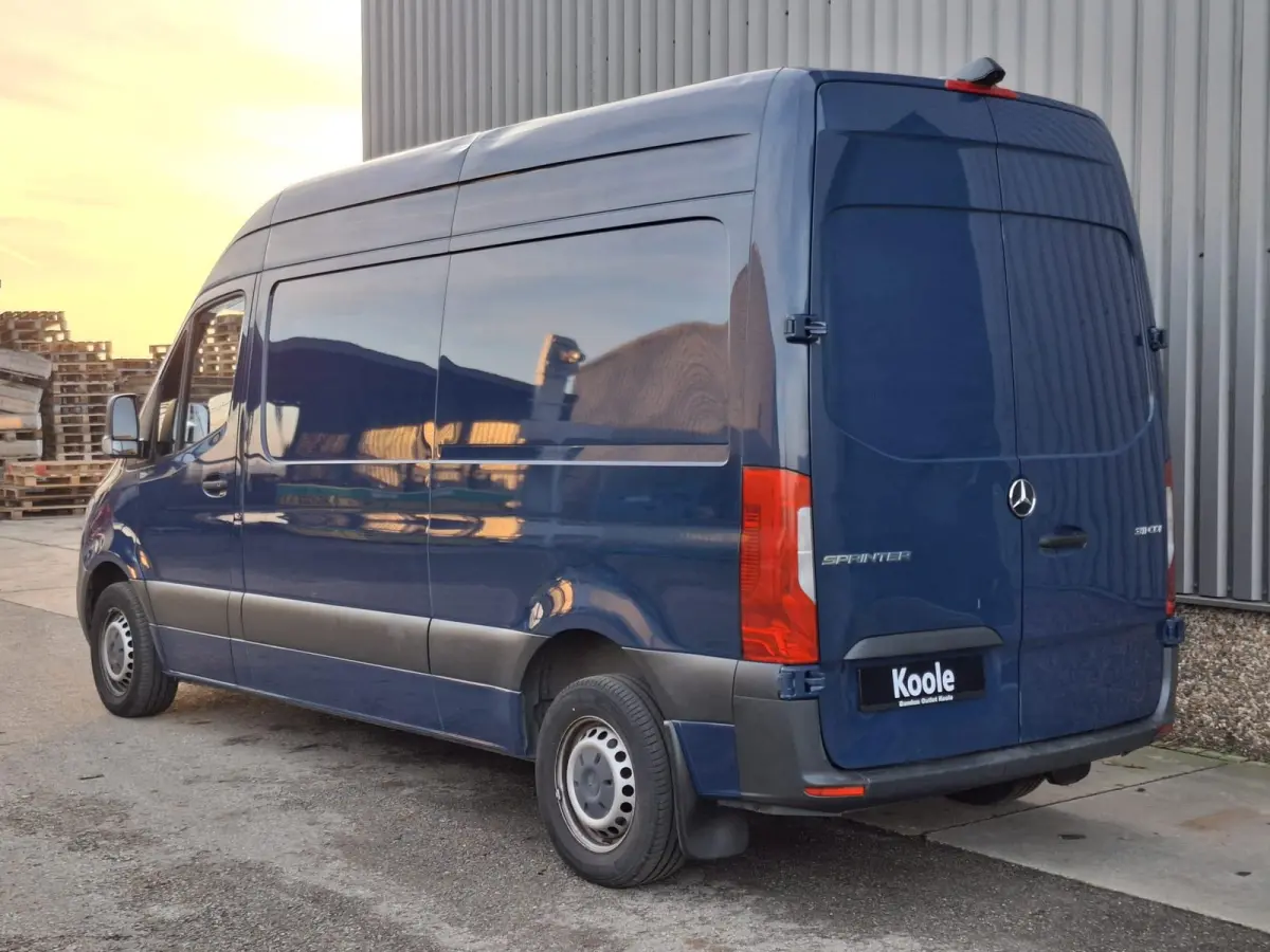 311 2.2 CDI L2H2 / AIRCO / CAMERA / 3 ZITS / DEALER ONDERHOUDEN / NAVI