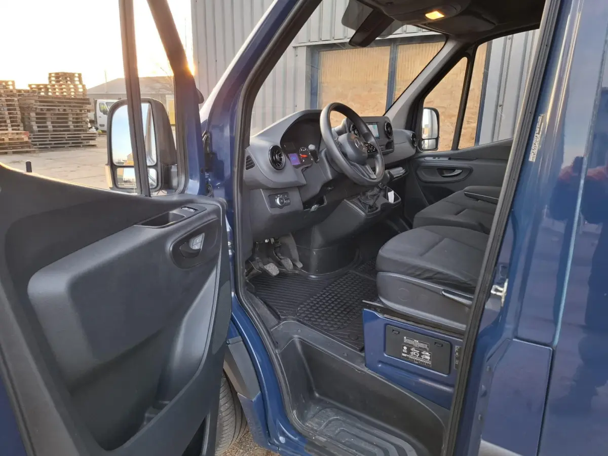 311 2.2 CDI L2H2 / AIRCO / CAMERA / 3 ZITS / DEALER ONDERHOUDEN / NAVI