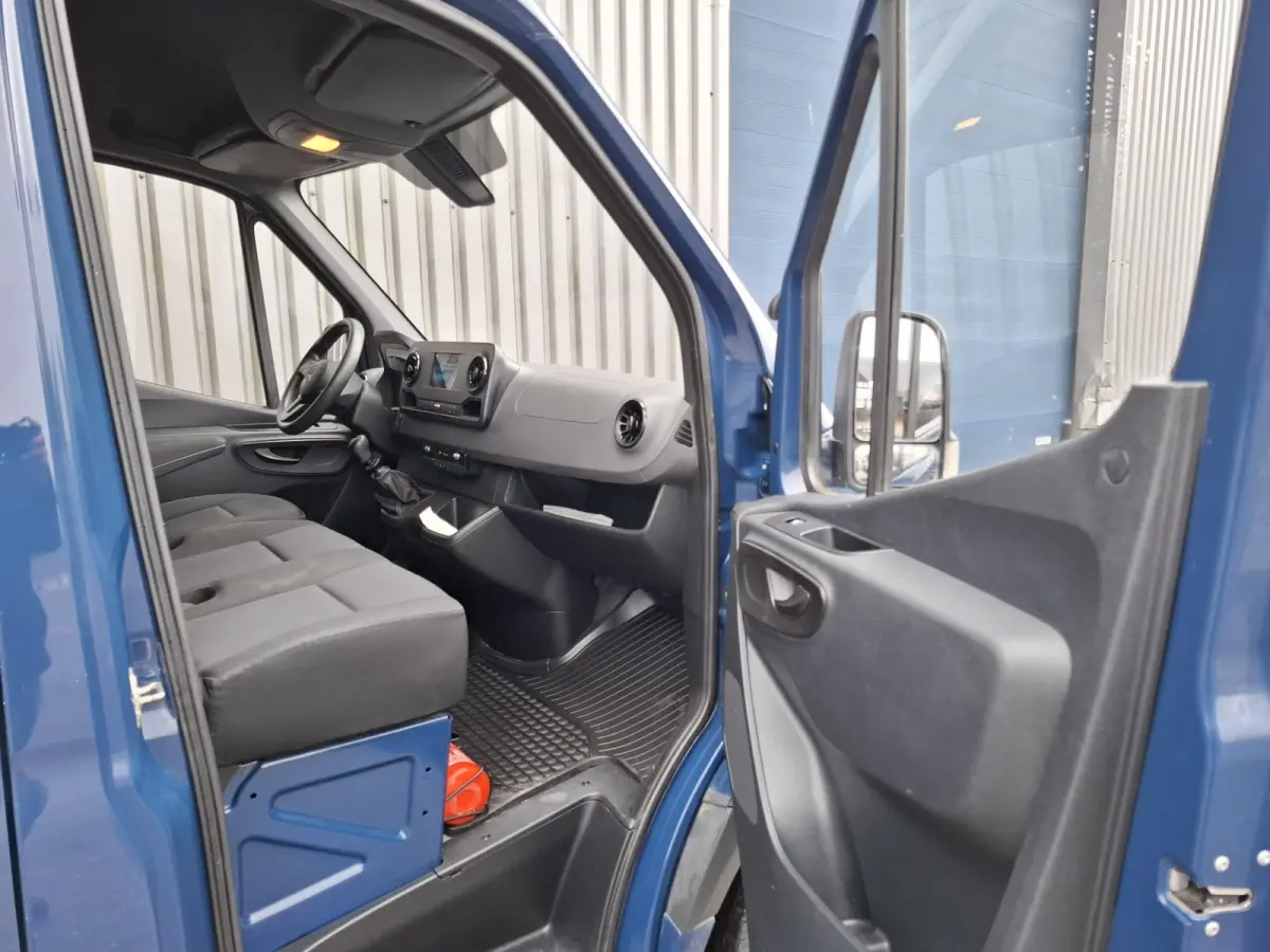 311 2.2 CDI L2H2 / AIRCO / CAMERA / 3 ZITS / DEALER ONDERHOUDEN / NAVI