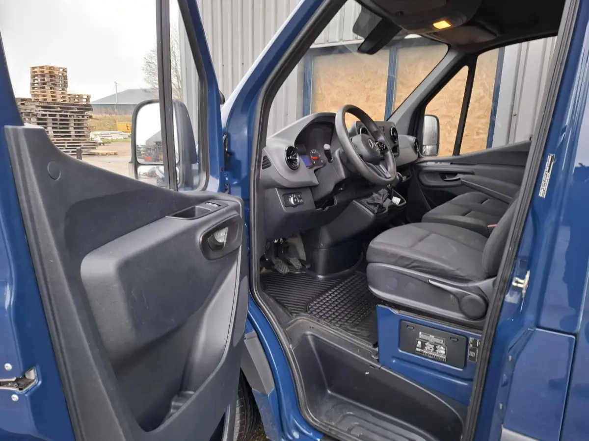311 2.2 CDI L2H2 / AIRCO / CAMERA / 3 ZITS / DEALER ONDERHOUDEN / NAVI