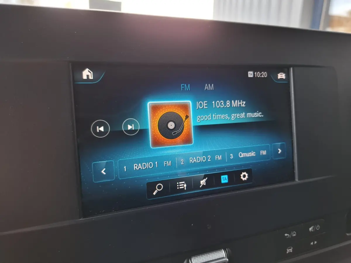 311 2.2 CDI L2H2 / AIRCO / CAMERA / 3 ZITS / DEALER ONDERHOUDEN / NAVI