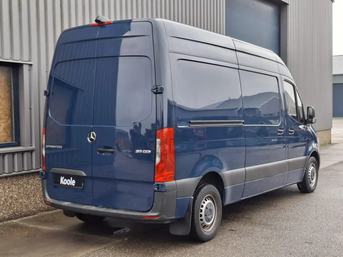 311 2.2 CDI L2H2 / AIRCO / CAMERA / 3 ZITS / DEALER ONDERHOUDEN / NAVI