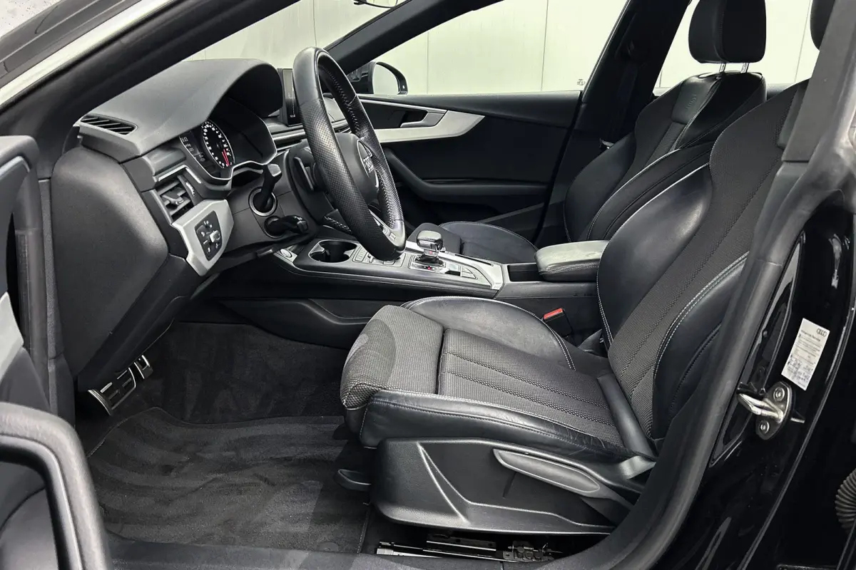 35 TFSI Sport S-line | Origineel NL | Cruise control | Climate control | Half lederen bekleding | Parkeersensoren