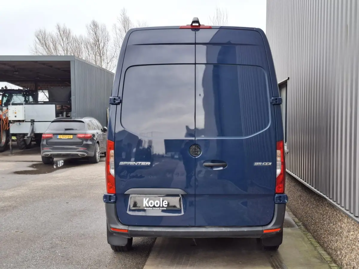 311 2.2 CDI L2H2 / AIRCO / CAMERA / 3 ZITS / DEALER ONDERHOUDEN / NAVI