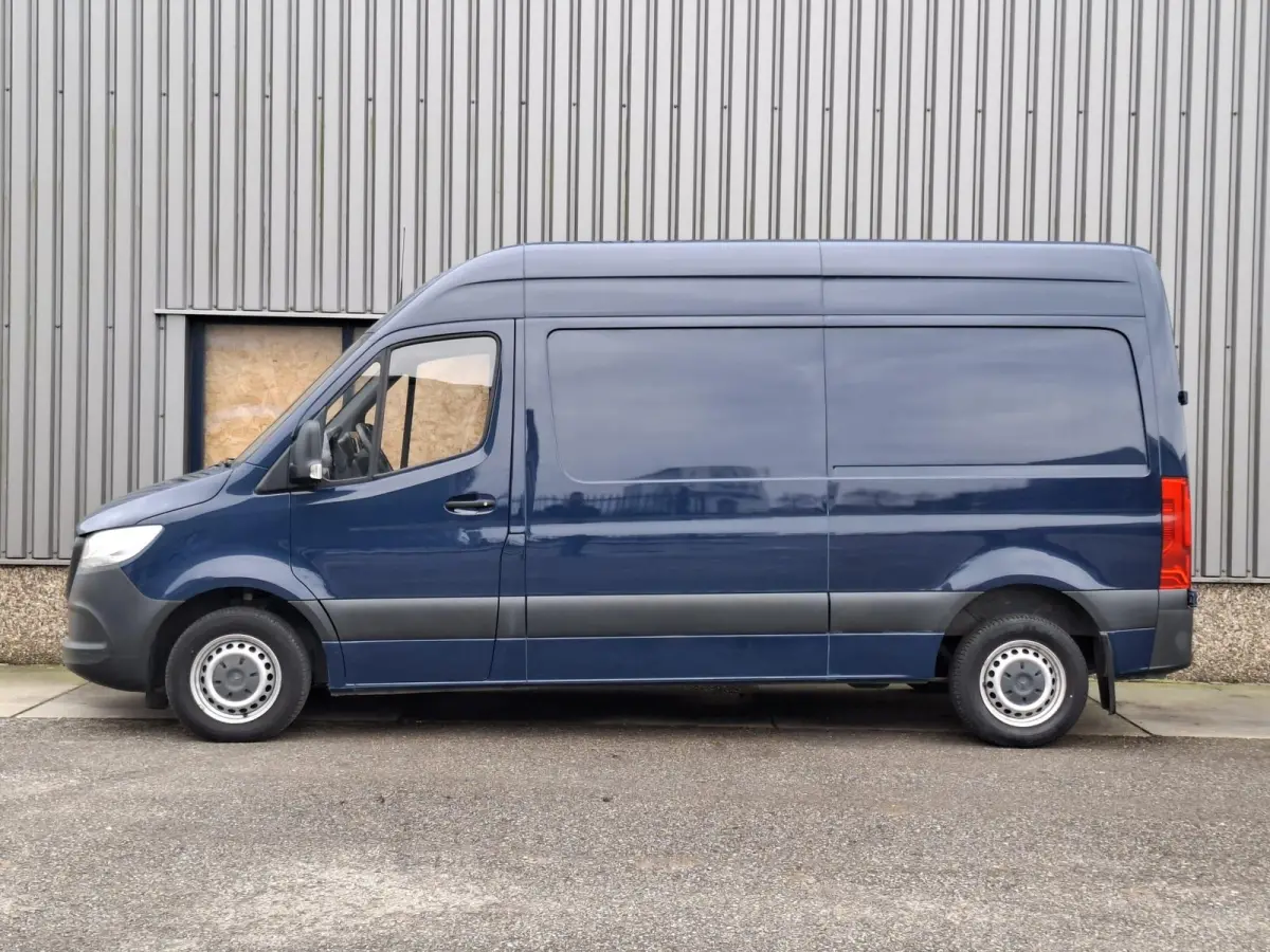 311 2.2 CDI L2H2 / AIRCO / CAMERA / 3 ZITS / DEALER ONDERHOUDEN / NAVI