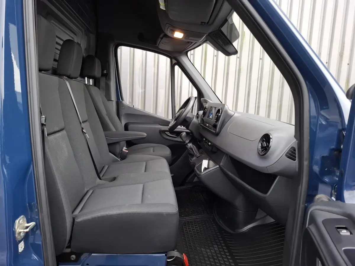 311 2.2 CDI L2H2 / AIRCO / CAMERA / 3 ZITS / DEALER ONDERHOUDEN / NAVI
