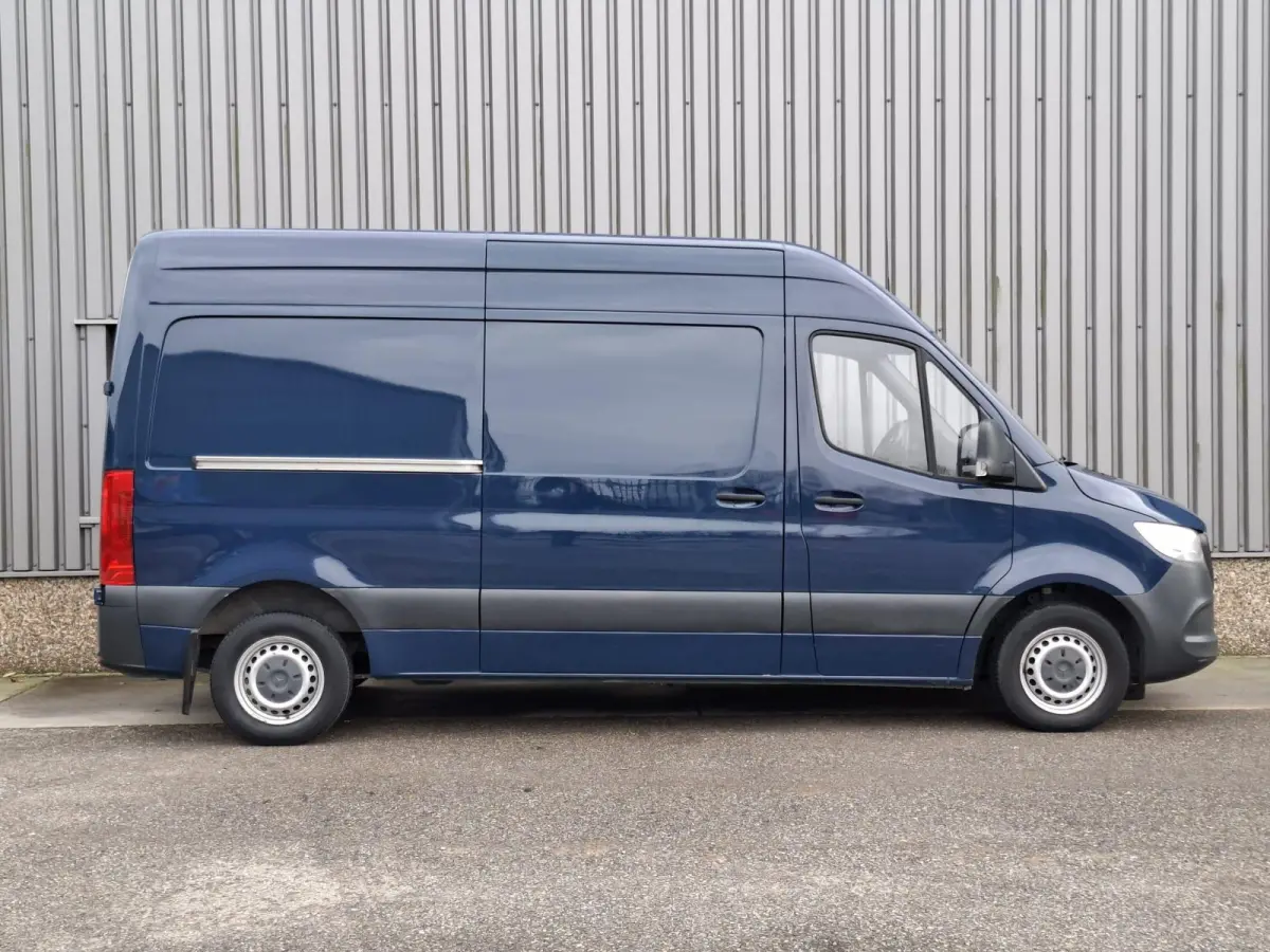 311 2.2 CDI L2H2 / AIRCO / CAMERA / 3 ZITS / DEALER ONDERHOUDEN / NAVI