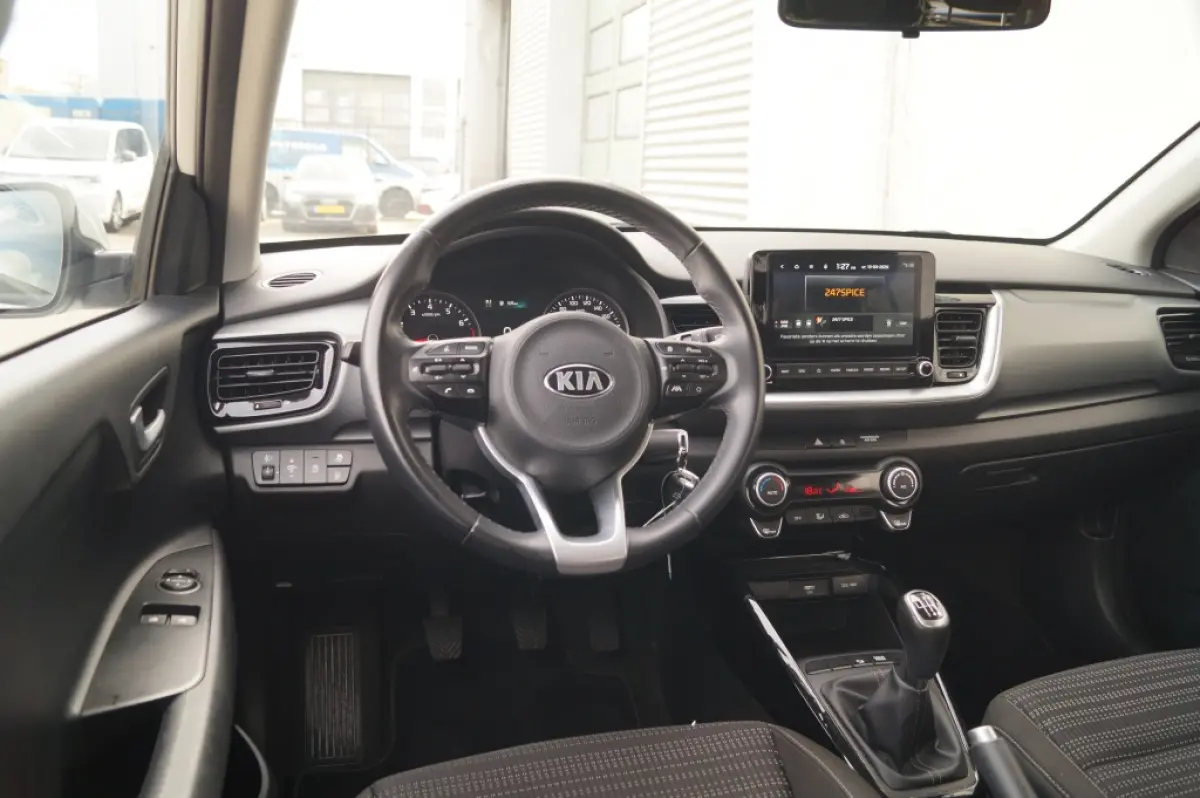1.0 T-GDi MHEV DynamicLine Pack -NAVI-ECC-CAM-